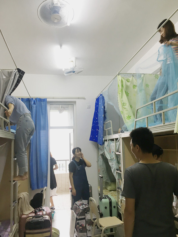 http://bdzq.cmc.edu.cn:8080/_mediafile/yjs_web/2019/09/09/2c6kdsy0bp.jpg